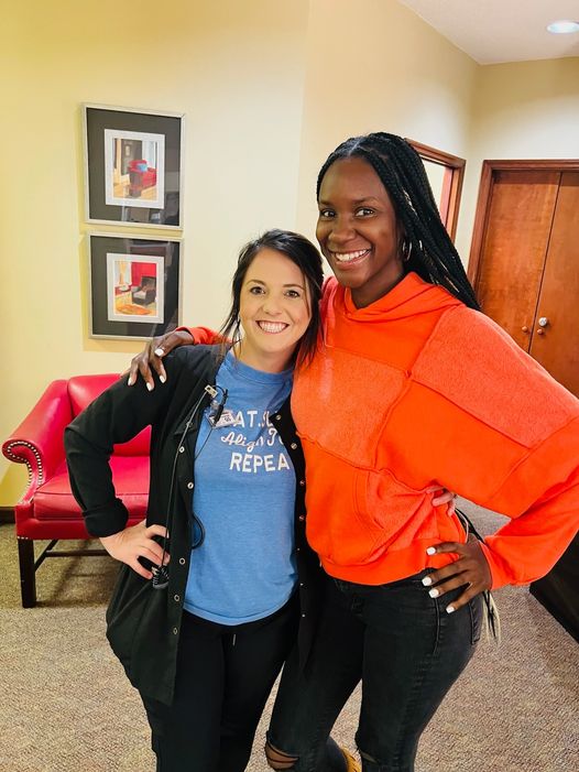 Kadijah must be feeling ecstatic to see her new smile without braces
